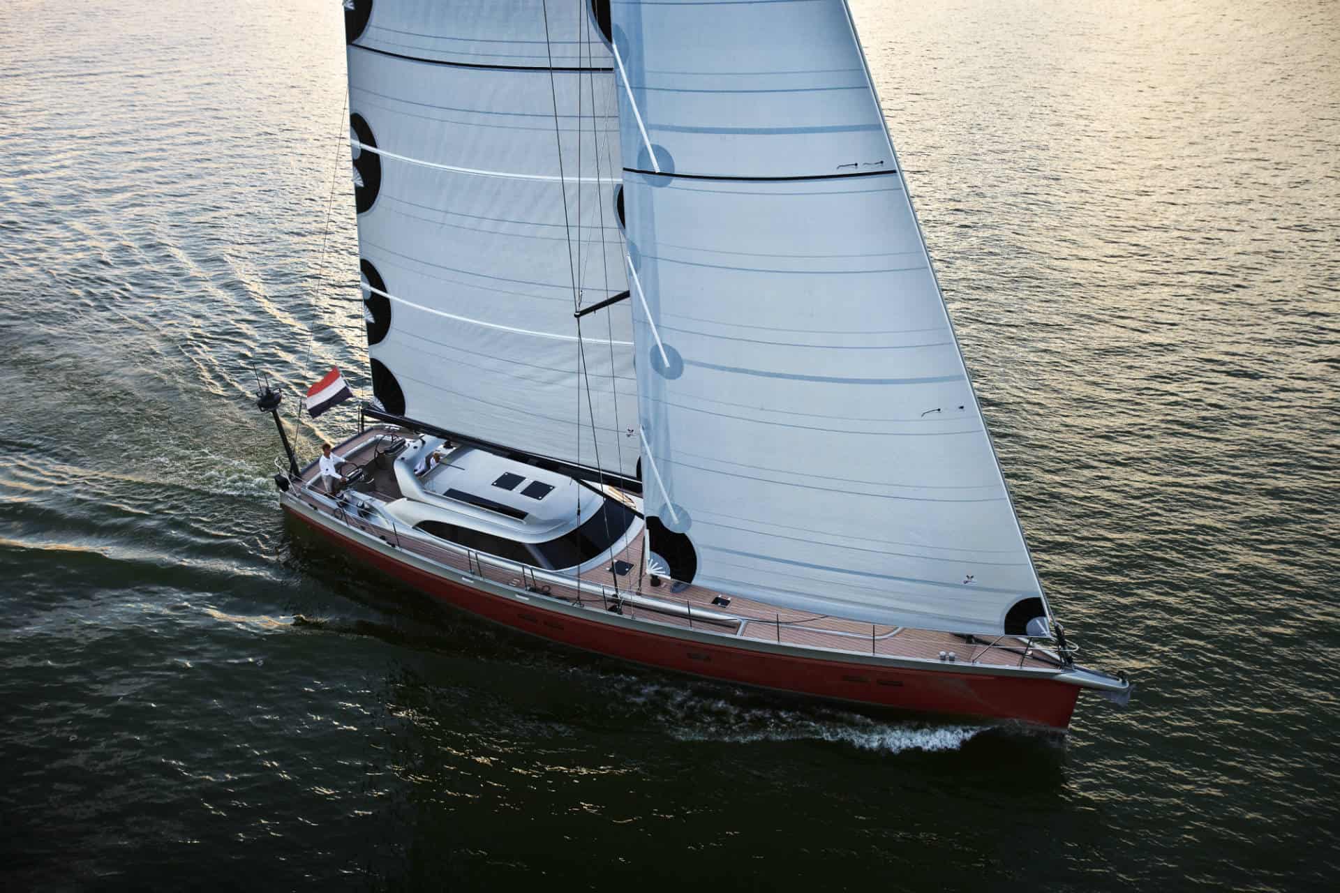 axonite sailing yacht